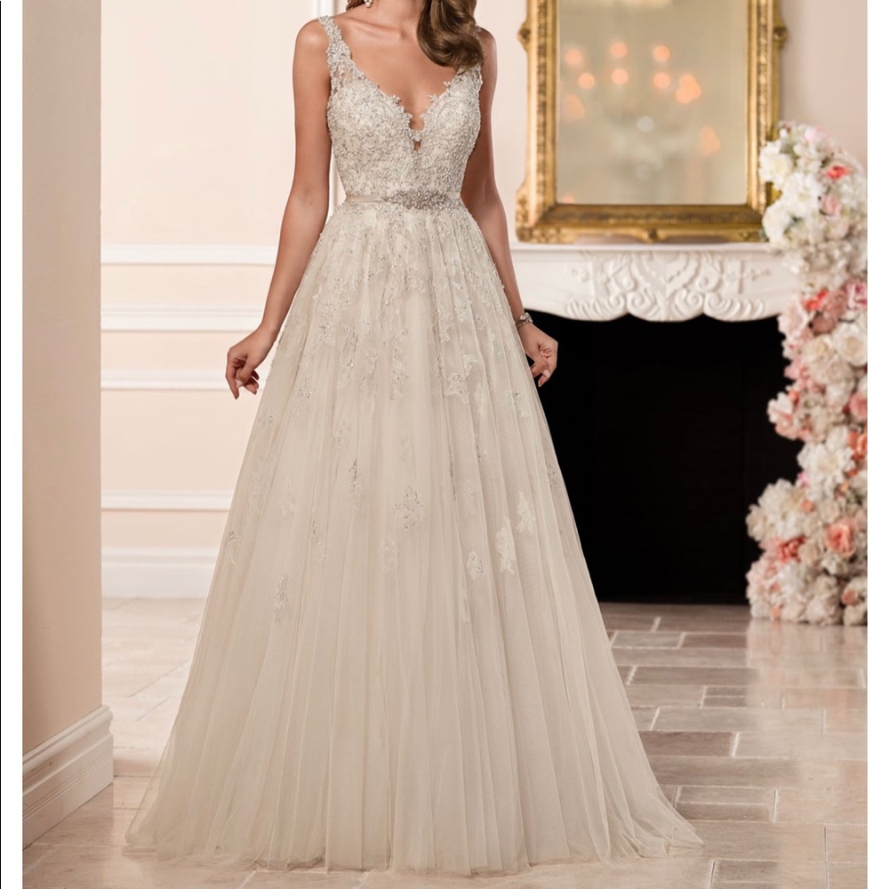 NWT US10 (unaltered) Stella york dress in ivory